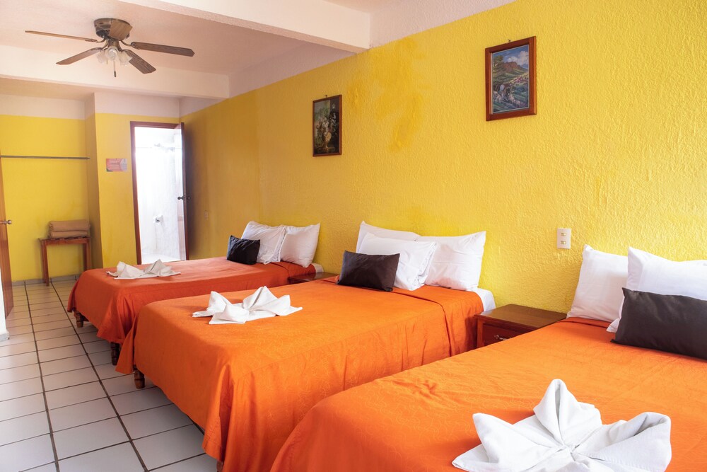 Family Triple Room, City View photo 1
