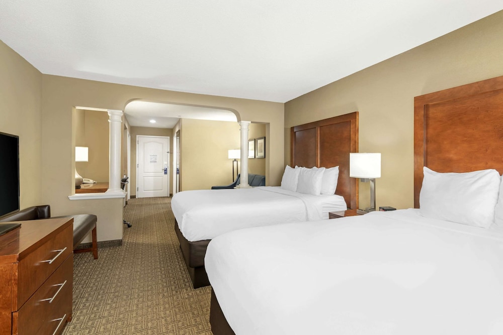Suite, Non Smoking - Photo 1