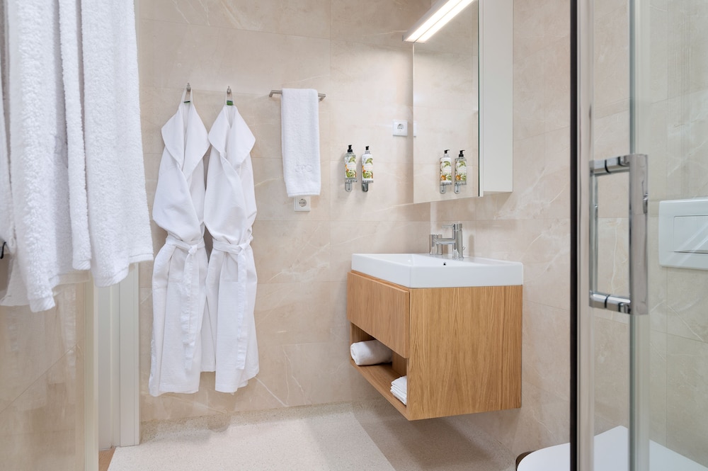 Superior Double Room - Photo 7