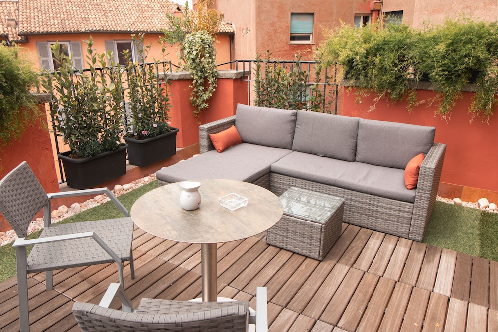 Deluxe Double Room, Terrace, Tower photo 3