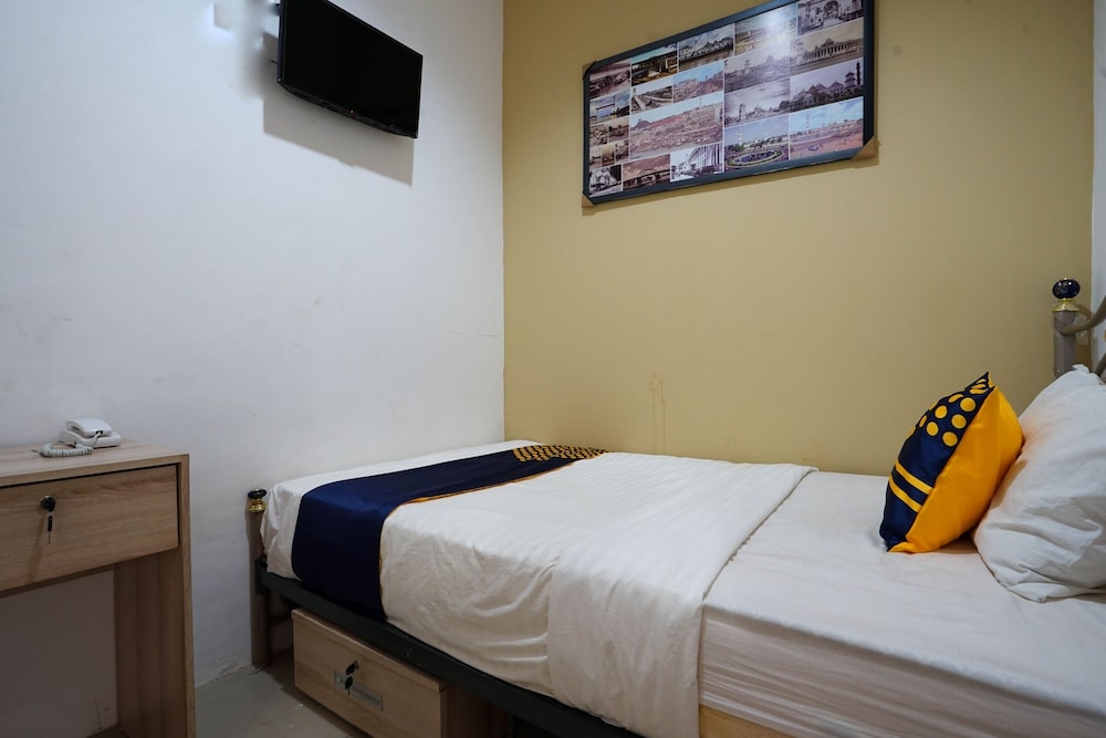Basic Single Room photo 1