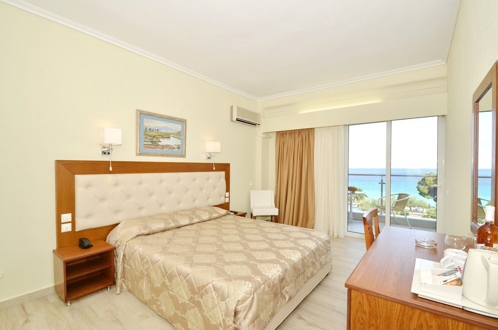 Superior Double or Twin Room, Sea View