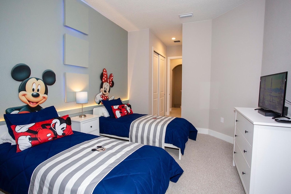 4 BR 4 BA Villa 5min Disneyworld 1804ft Gym, Foto 23