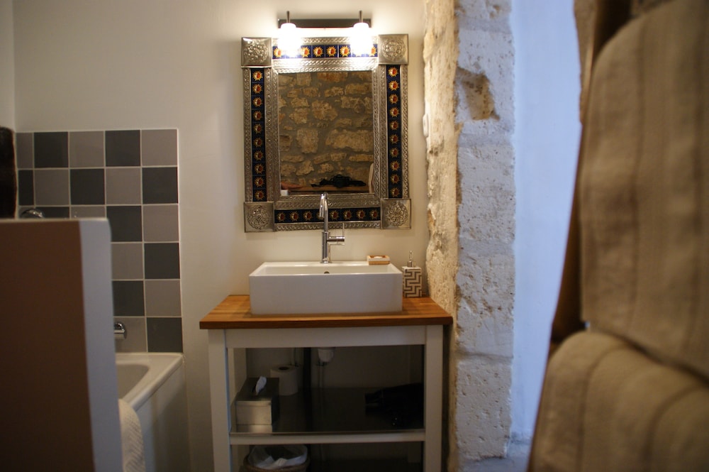 Double Room (Lewis) photo 2