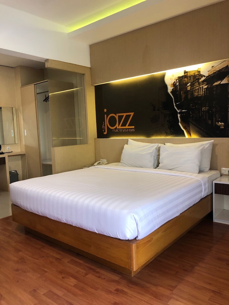 Deluxe Double Room - Photo 1