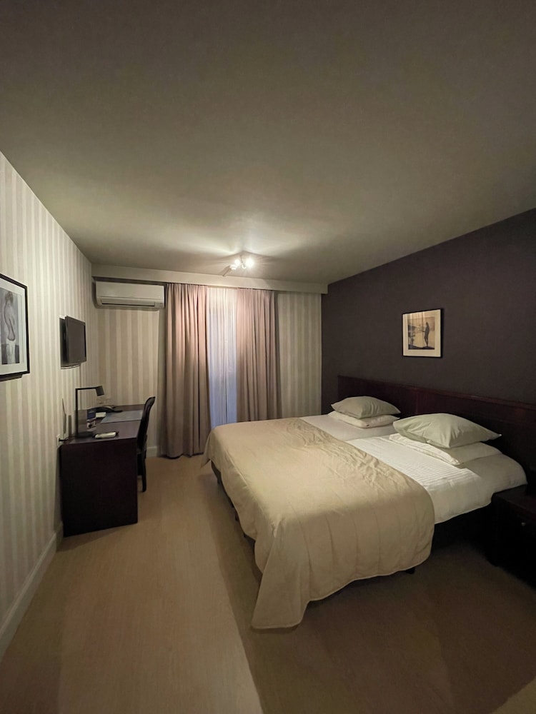Standard Double Room, 2 Twin Beds