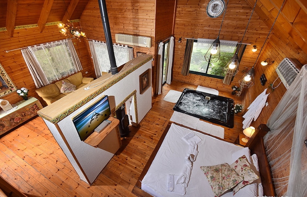 Deluxe Studio Suite, 1 Bedroom, Non Smoking photo 1
