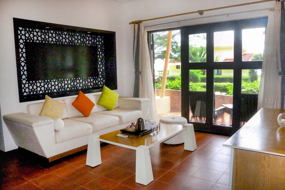 Family Double Room, Garden View - Photo 8
