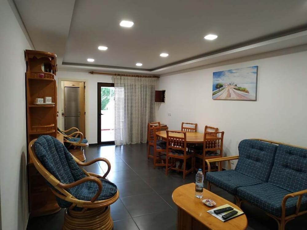 Traditional Apartment, 3 Bedrooms, Balcony photo 1
