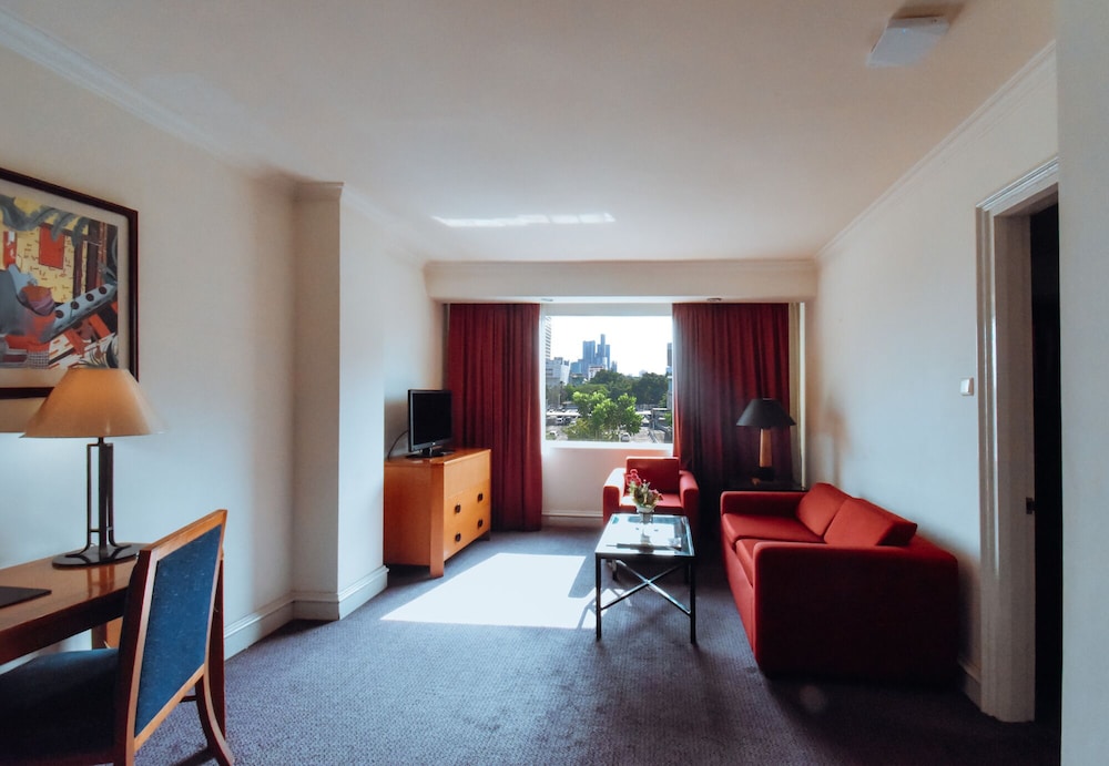 Deluxe Suite Historical Non Smoking - Photo 4