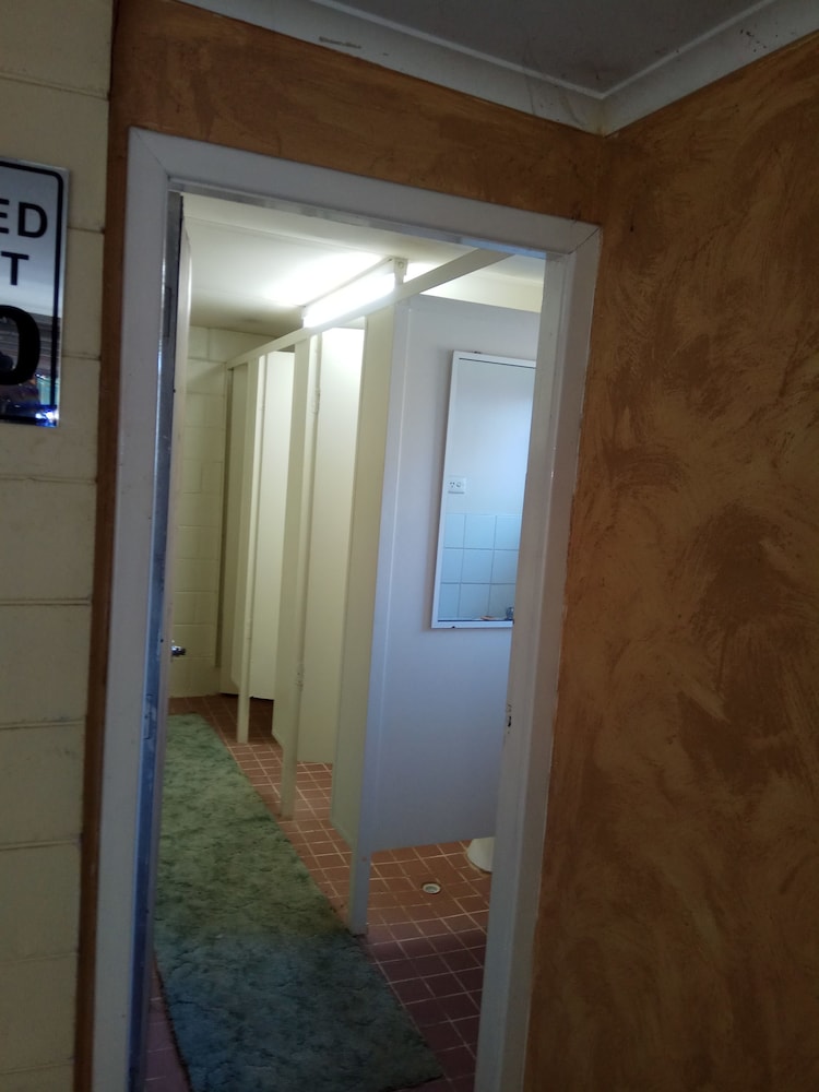 Basic House photo 3