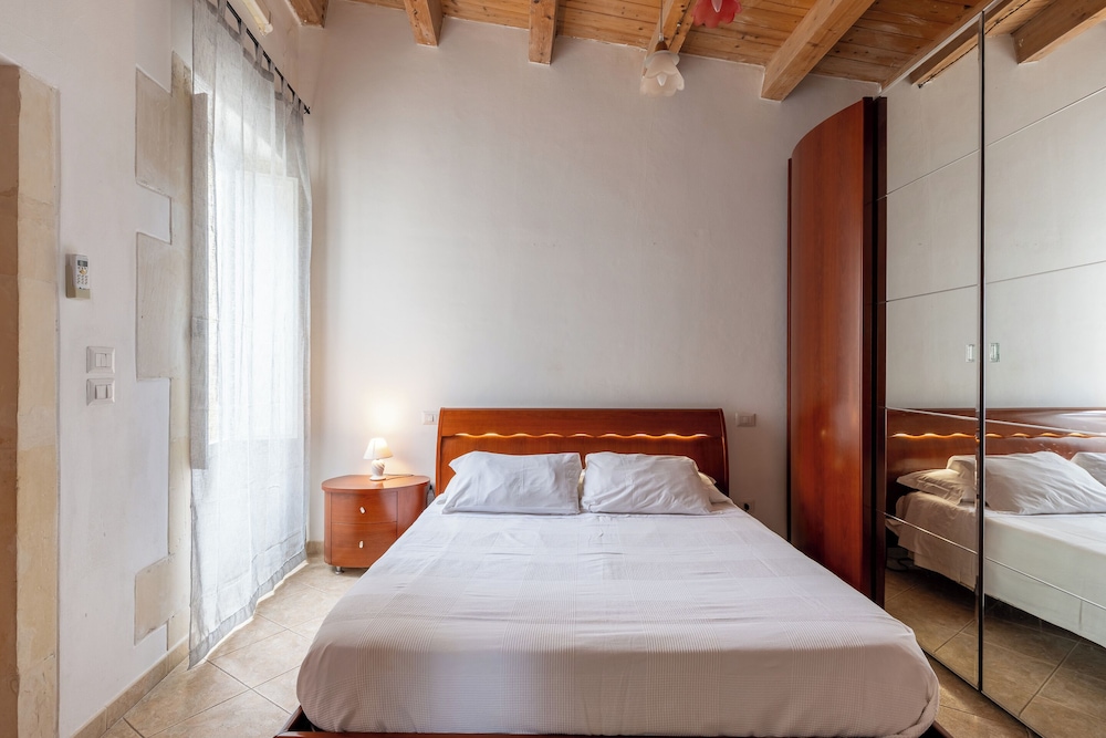 Apartment, 2 Bedrooms, City View photo 1