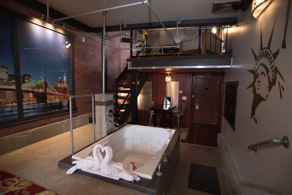 Room (New York, New York) - Photo 6