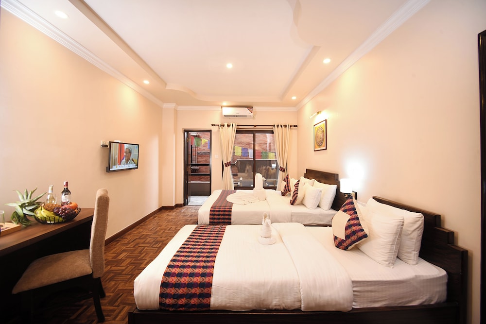 Deluxe Twin Room - Photo 6