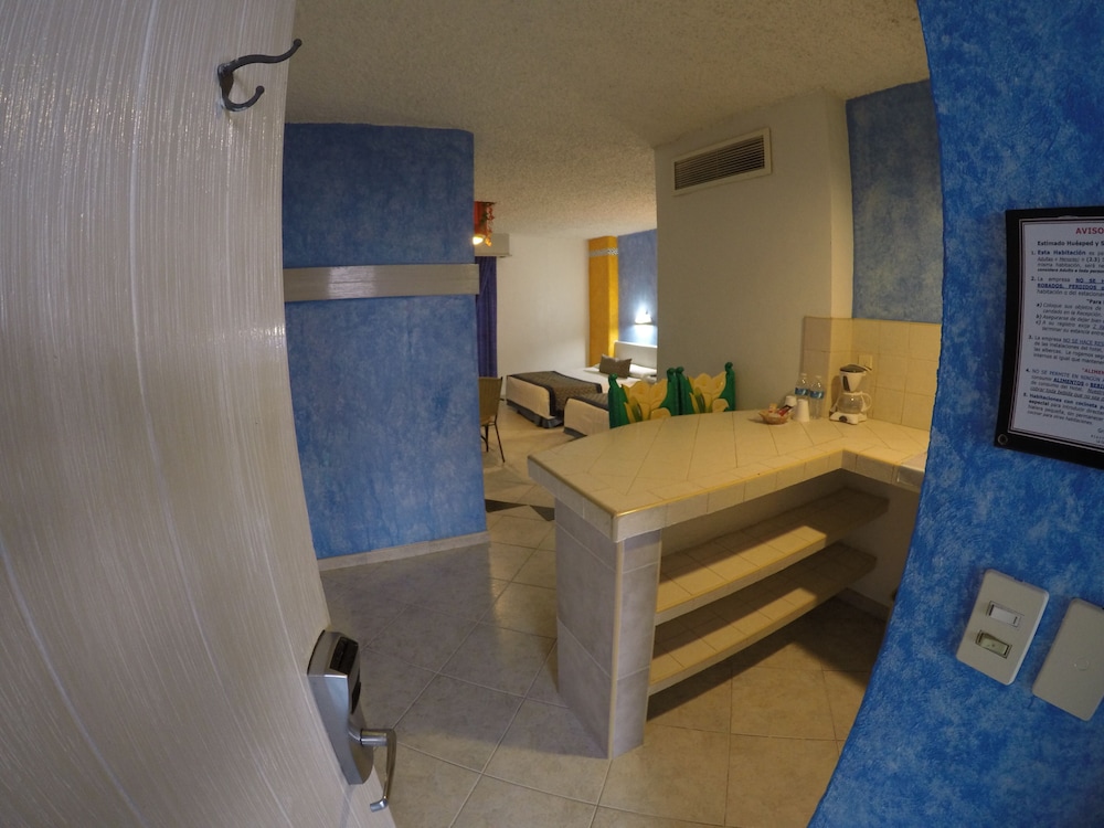 Superior Room, 2 Double Beds, Balcony photo 2