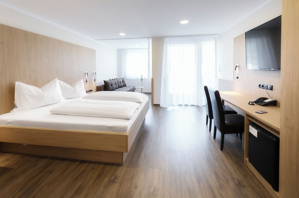 Double Room (First Class) - Photo 1