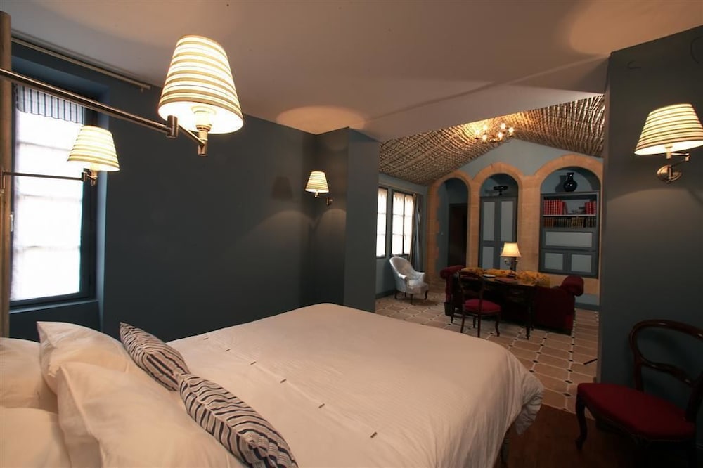Standard Double Room - Photo 4