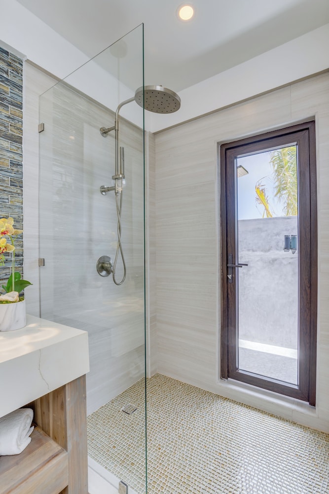 Superior Single Room, Ocean View photo 2