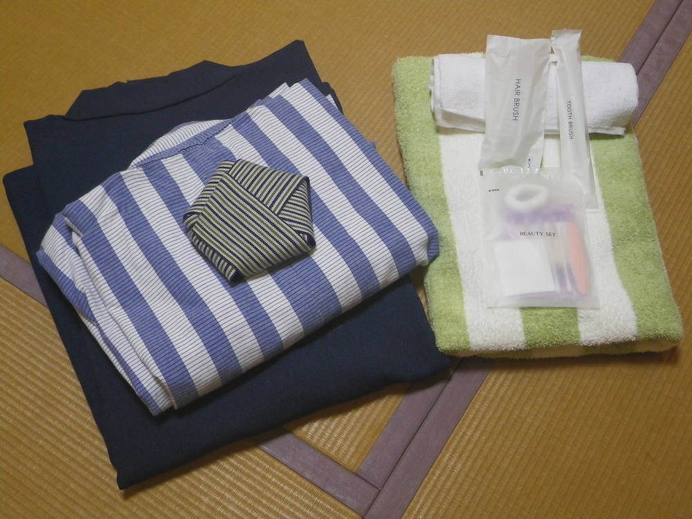 Japanese Style Room for 3 People, 2nd Floor photo 2