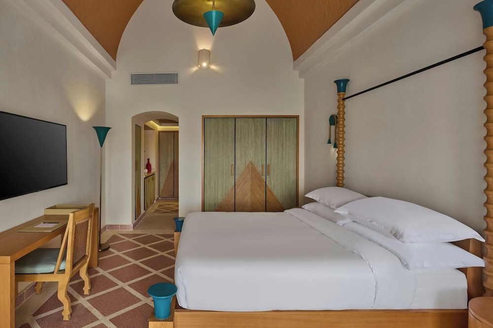 Executive Suite, 1 Bedroom - Photo 6