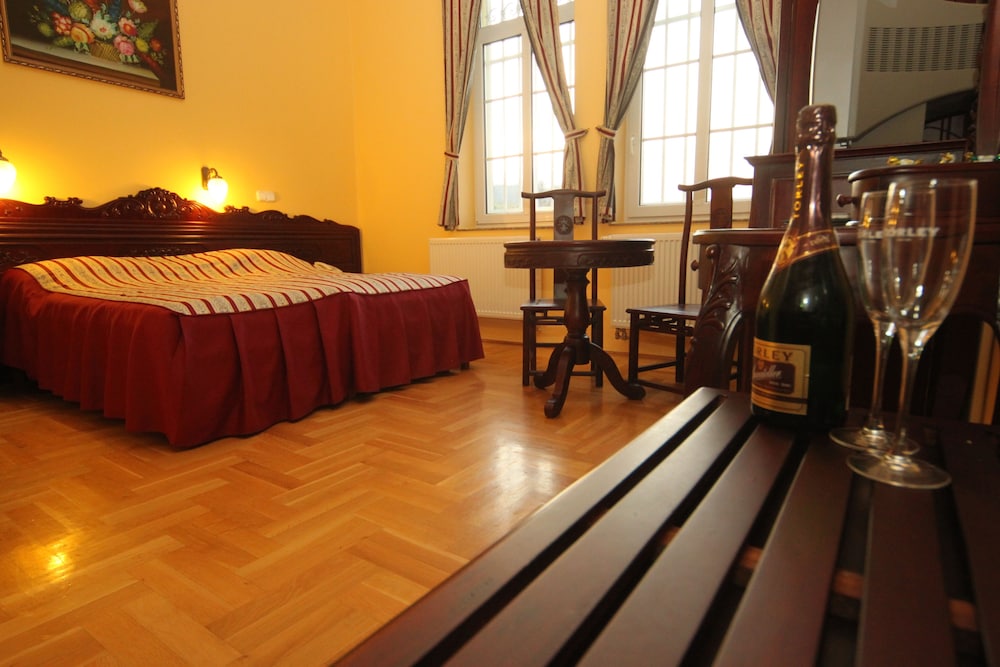 Standard Double Room photo 3