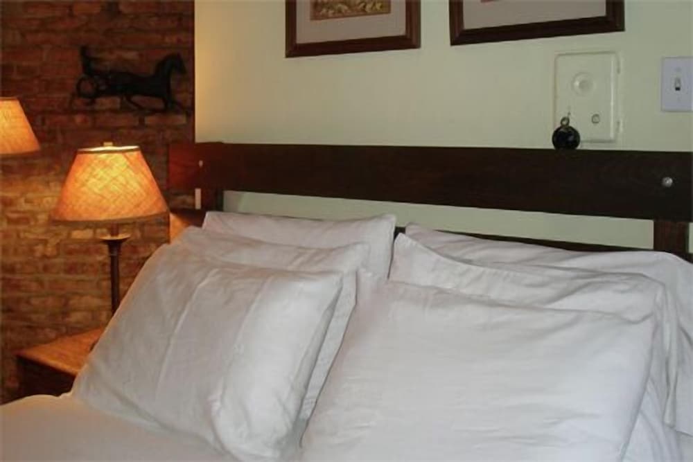 Stable Room photo 2