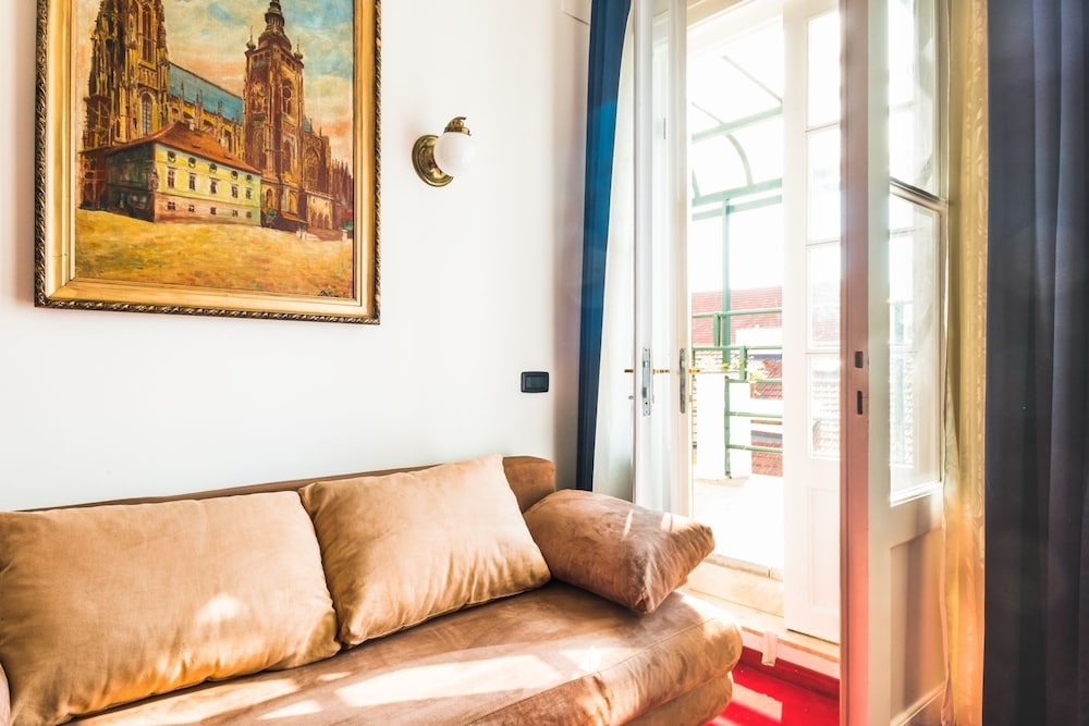 Comfort Suite, 1 Bedroom thumbnail 5