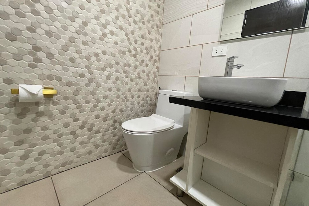 Deluxe Double or Twin Room, 1 Bedroom - Photo 4