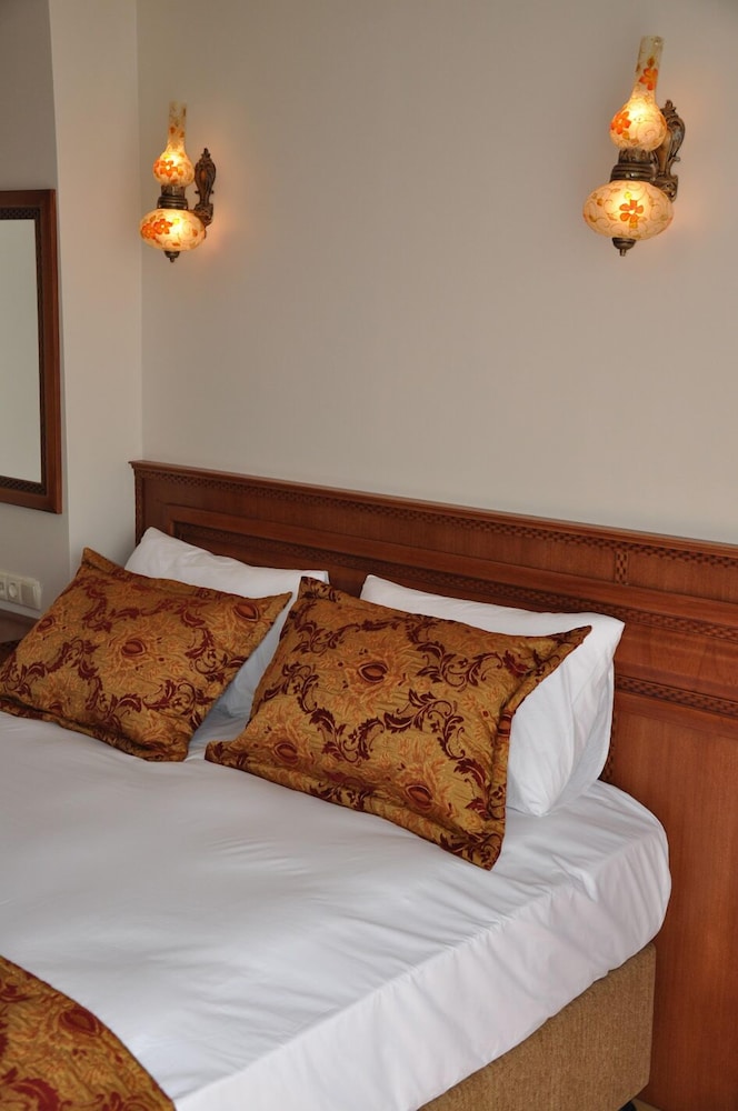 Superior Studio Suite, 1 Double Bed with Sofa bed, City View photo 3