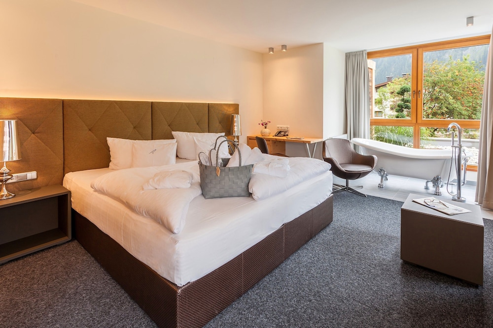 Signature Suite, Balcony