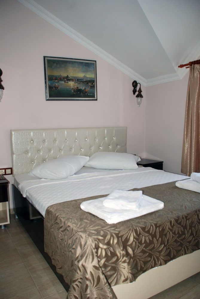 Standard Room photo 3