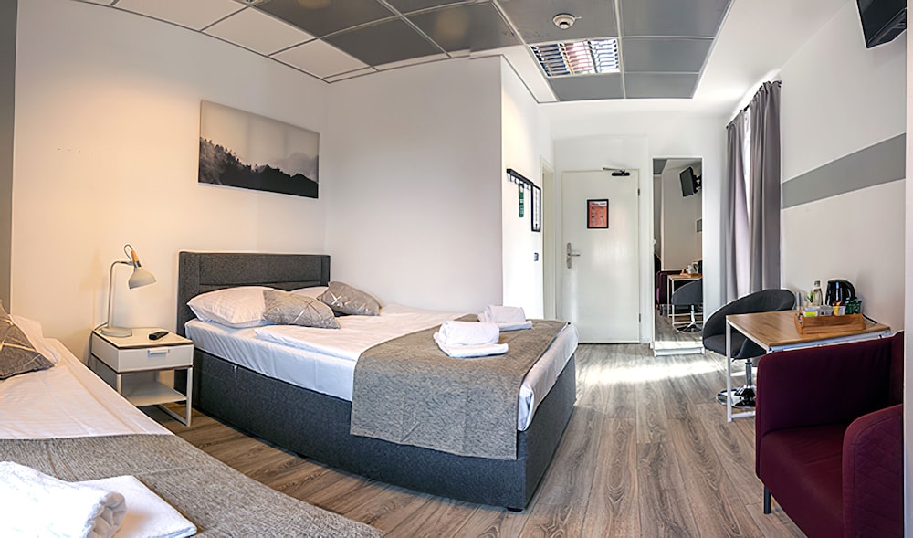 Family Triple Room, Multiple Beds photo 1