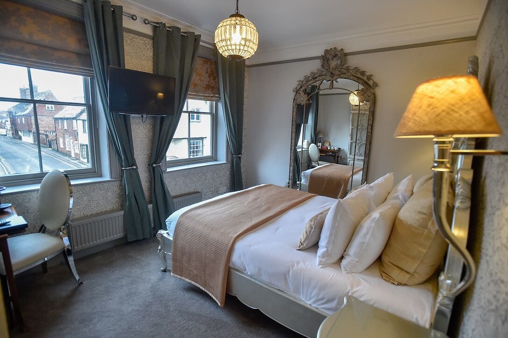 Superior Double Room, Ensuite (Room 3, No 8ight) photo 3
