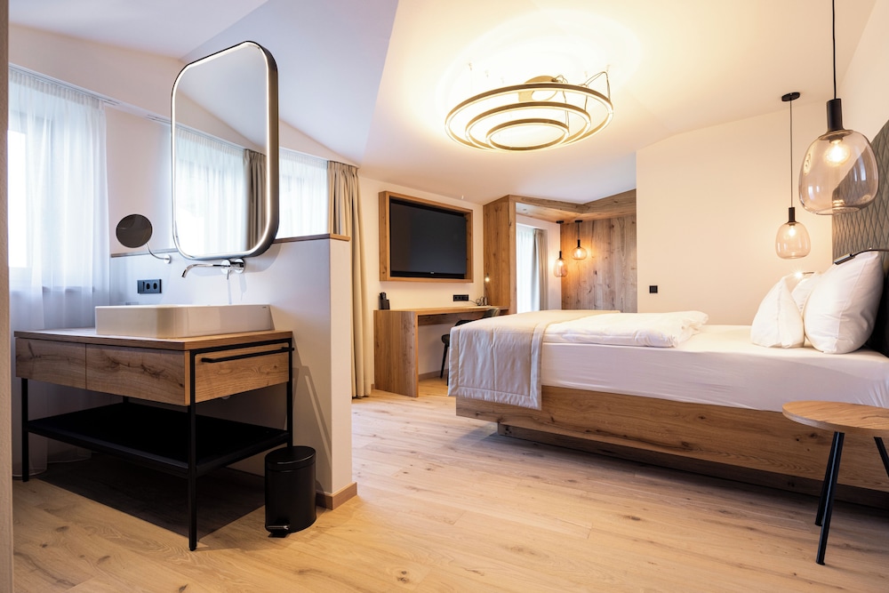 Superior Double Room, Valley View photo 1