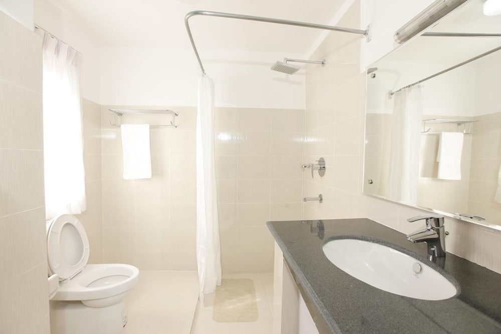 Deluxe Double or Twin Room, 1 Double or 2 Twin Beds photo 2