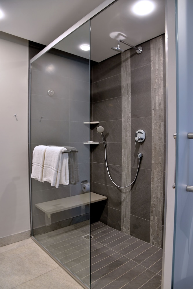 Double Room, Non Smoking - Photo 3