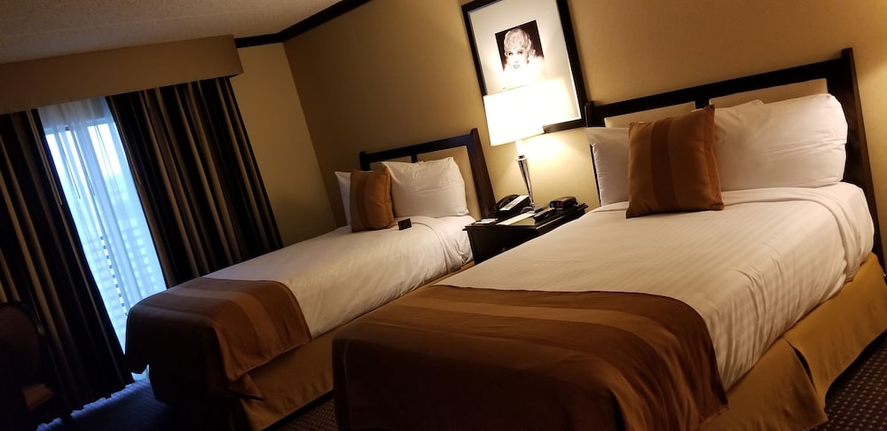 Standard Room (2 Double Beds) - Photo 1