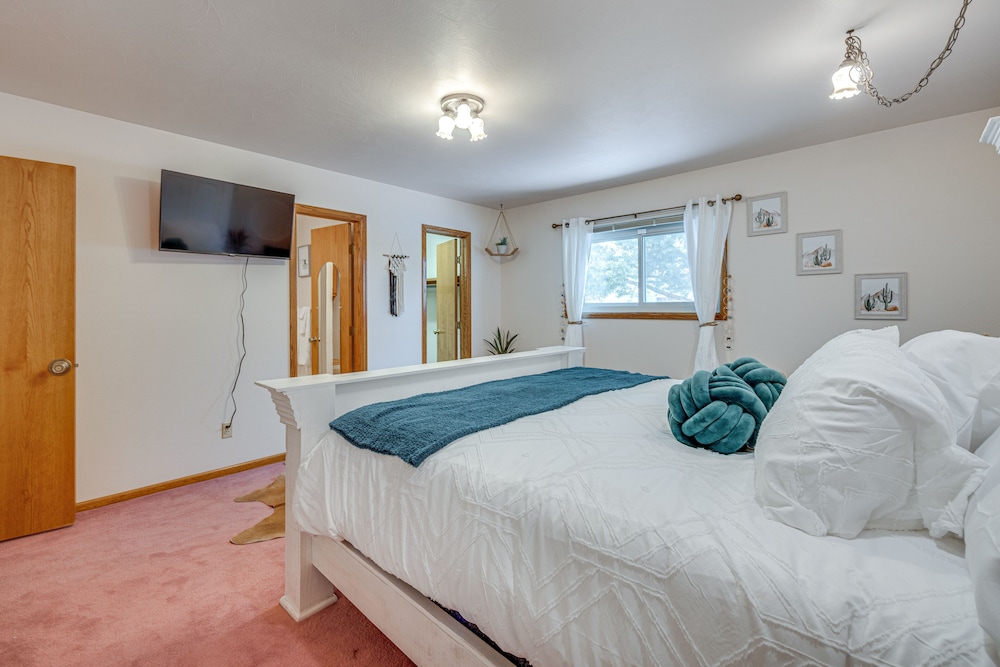 House (4 Bedrooms) photo 2