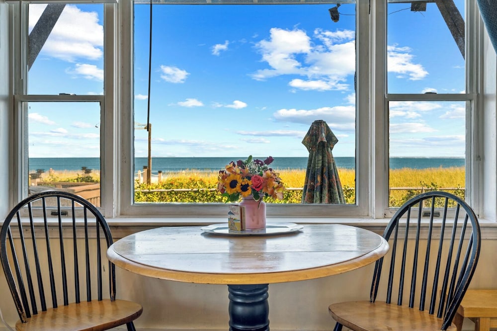 Studio Suite, Multiple Beds, Kitchen, Ocean View (A Wave From It All) photo 1