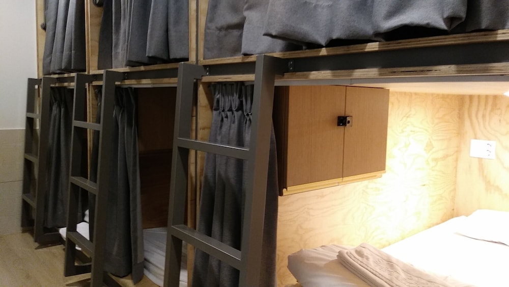 Shared Dormitory, Men only, No Windows (6 persons, Shared Bathroom Outside) photo 1