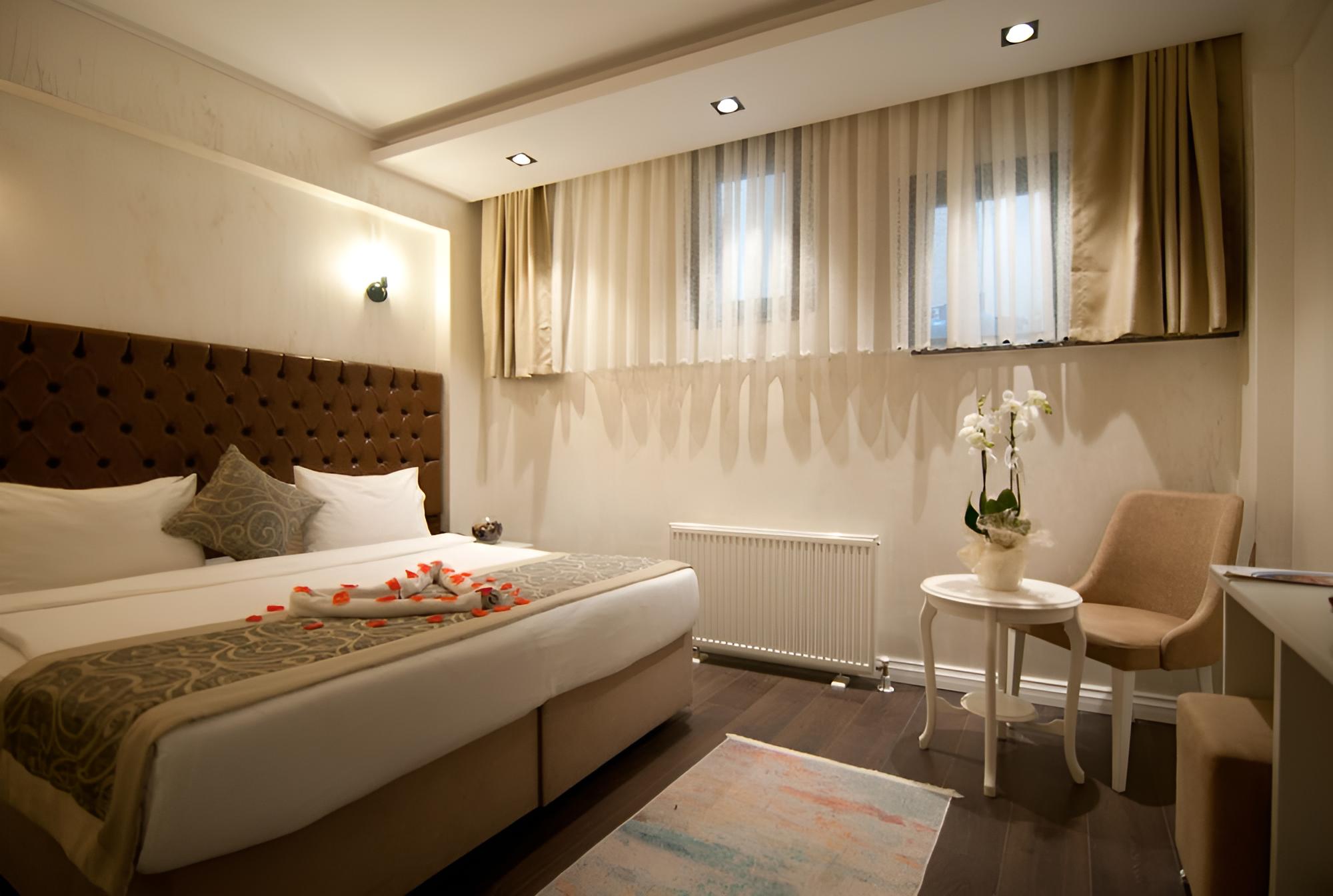 Double Room (Basement) photo 1