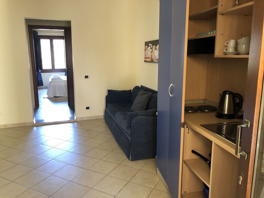 Family Apartment, 2 Bedrooms - Photo 7