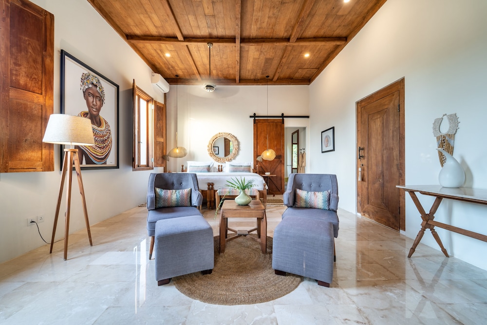 Family Villa, Multiple Beds, Beach View photo 1