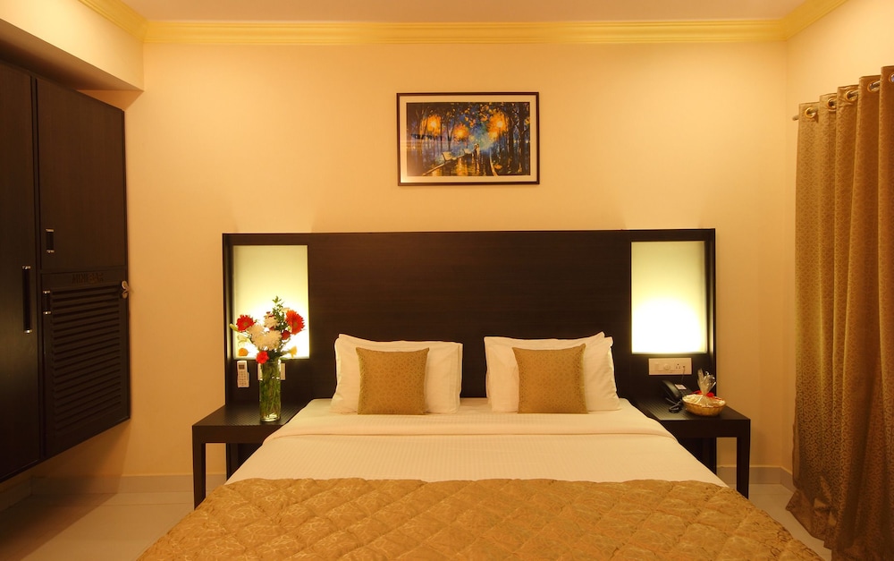 Deluxe Room, 1 Double Bed - Photo 5