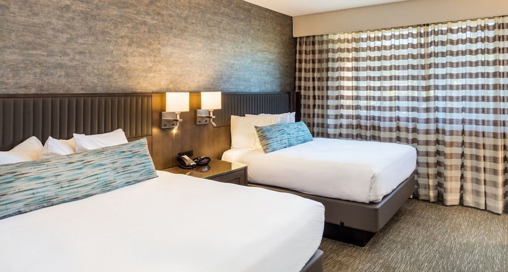 Standard Room, 2 Double Beds - Photo 3