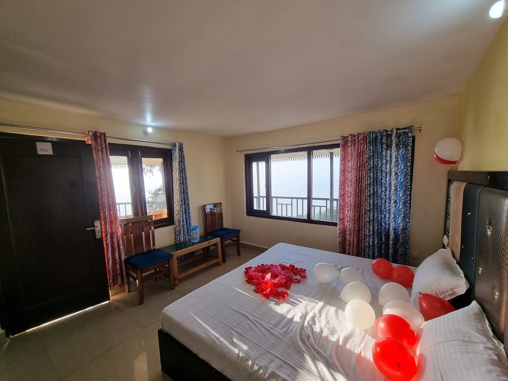Deluxe Double Room - Photo 8