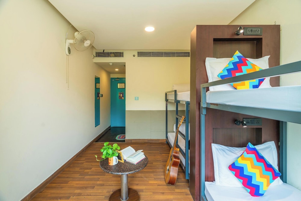 Bed In 4 Bed Mixed AC Dormitory Room With Ensuite Bathroom photo 1