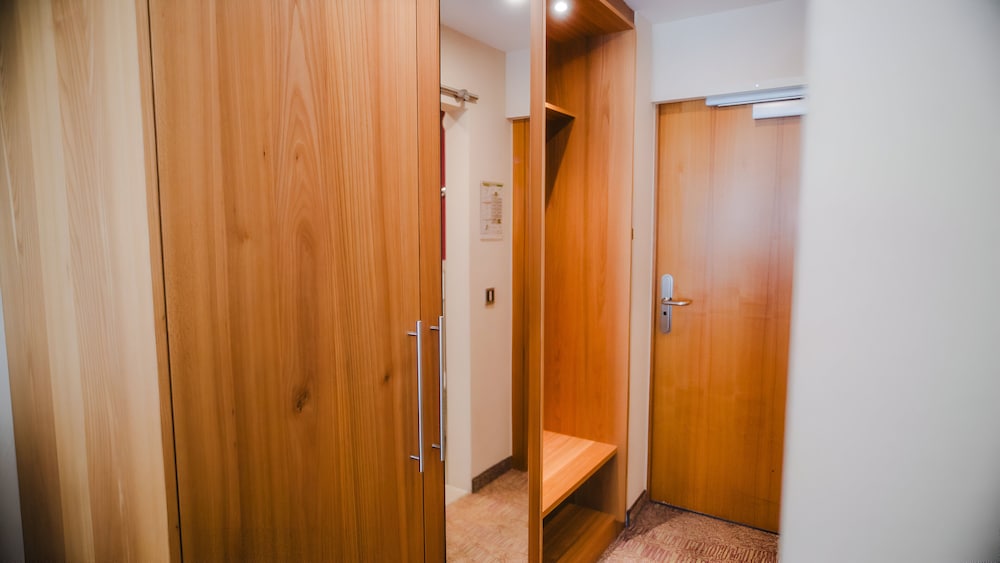 Classic Double Room - Photo 4