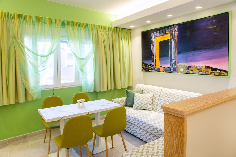 Naxos photo 3