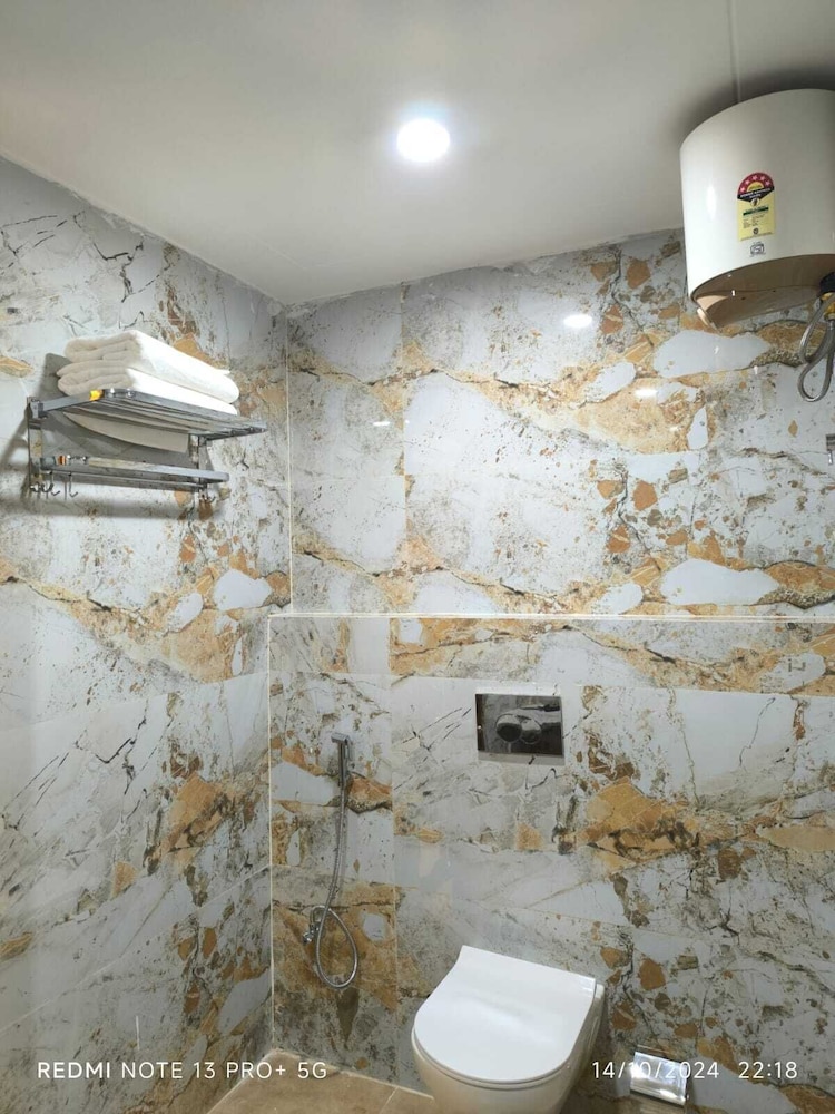Standard Room, 1 Bedroom - Photo 3